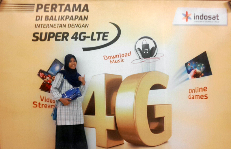 Blogger muda Ayuningtias juga ikut hadir di Launching Indosat Super 4G-LTE di Balikpapan