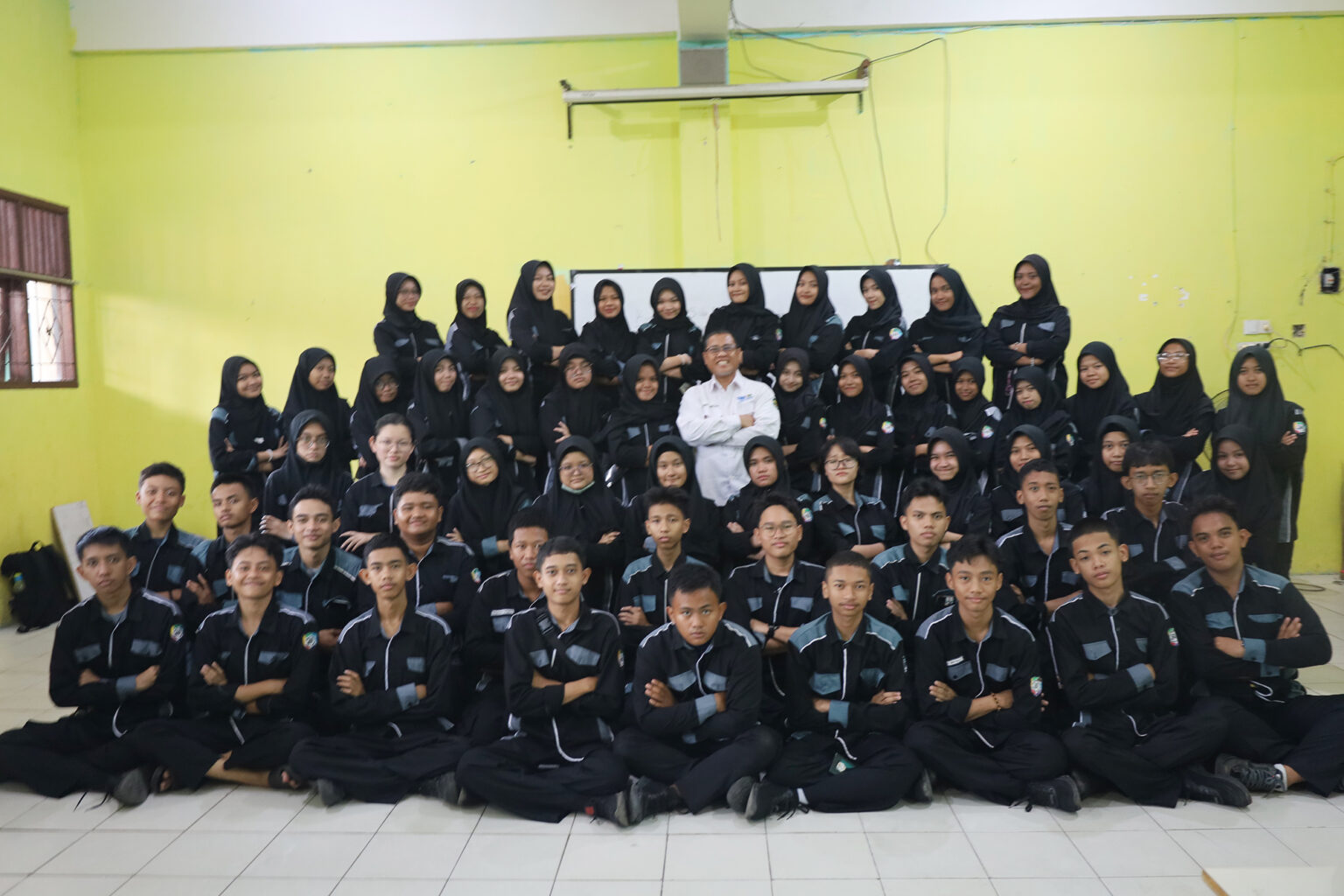 Dukungan Siswa/Siswi DKV SMKN 2 Balikpapan pada PembaTIK 2024